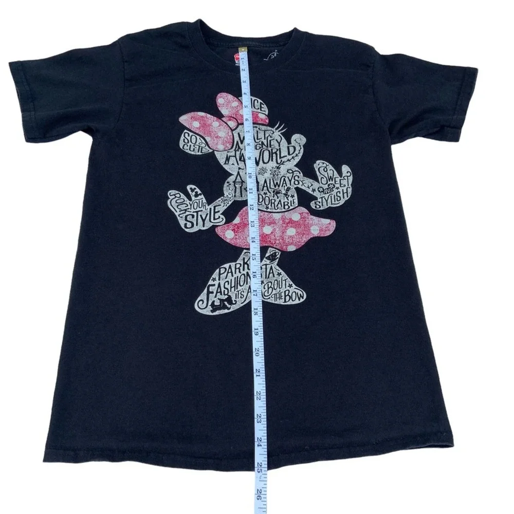 Disney by Hanes t-shirt‎ Minnie Mouse fashionista size small